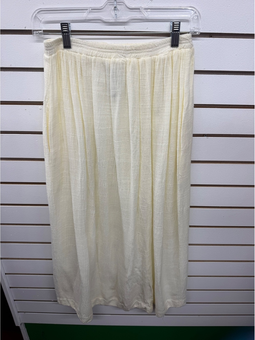 Arthur Max Sportswear Cream Textured Maxi Skirt – Size Large